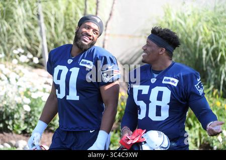 27 juillet 2018 : le joueur de ligne défensive des Patriots de la Nouvelle-Angleterre Deatrich Wise Jr. (91) et le joueur de ligne défensive des Patriots de la Nouvelle-Angleterre Keionta Davis (58) se dirigent vers le camp d'entraînement des Patriots de la Nouvelle-Angleterre qui se tient sur les terrains d'entraînement du stade Gillette, à Foxborough, Massachusetts. Eric Canha/CSM(image de crédit : &copy ; Eric Canha/CSM via ZUMA Wire) Banque D'Images