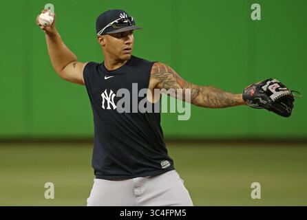 21 août 2018 - Miami, FL, États-Unis - Gleyber Torres, infidieux des Yankees de New York, avant le début d'un match contre les Marlins de Miami au Marlins Park à Miami le mardi 21 août 2018. (Crédit image : © David Santiago/TNS via ZUMA Wire) Banque D'Images