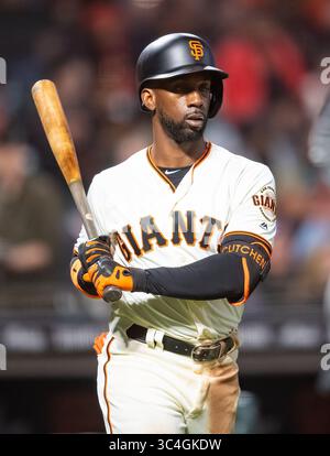 28 août 2018 : Andrew McCutchen (22 ans), le rival des San Francisco Giants, se dirige vers le plateau, lors d'un match MLB entre les Arizona Diamondbacks et les San Francisco Giants au AT&T Park à San Francisco, en Californie. Valerie Shoaps/CSM(image de crédit : &copy ; Valerie Shoaps/CSM via ZUMA Wire) Banque D'Images