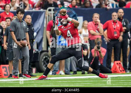 1er septembre 2018 : Antoine Wesley (4 ans), receveur des Texas Tech Red Raiders, fait une capture dans le match de football de la NCAA entre les Texas Tech Red Raiders et les Ole Miss Rebels lors de l'AdvoCare Texas Kickoff 2018 au NRG Stadium de Houston, Texas. Prentice C. James/CSM(image de crédit : &copy ; Prentice C. James/CSM via ZUMA Wire) Banque D'Images