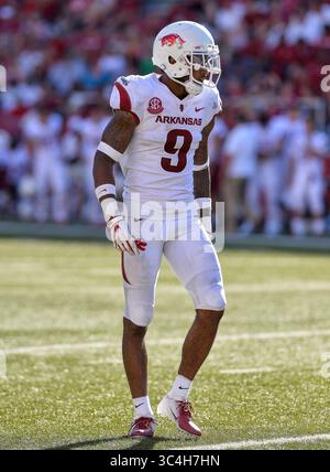 Septembre 1, 2018 - Fayetteville, Arkansas, États-Unis - Arkansas sécurité SANTOS RAMIREZ pendant le match de samedi au Donald W. Reynolds Razorback Stadium à Fayetteville. (Crédit image : © Jimmy Jones/ZUMA Wire) Banque D'Images