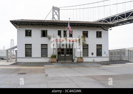 Station historique 35 du Service des incendies de San Francisco et maison de pompiers à San Francisco, CA, États-Unis. Banque D'Images