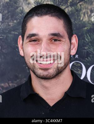 Los Angeles, États-Unis. 28 juillet 2025. LOS ANGELES, CALIFORNIE, États-Unis - JUILLET 28 : Alan Bersten, danseur latino-professionnel et danseur de salle américain, arrive à la première à Los Angeles de 'Outlander : Blood of My Blood' saison 1 de STARZ qui se tient au DGA Theater Complex à la Directors Guild of America le 28 juillet 2025 à Los Angeles, Californie, États-Unis. (Photo de Xavier Collin/image Press Agency) crédit : image Press Agency/Alamy Live News Banque D'Images
