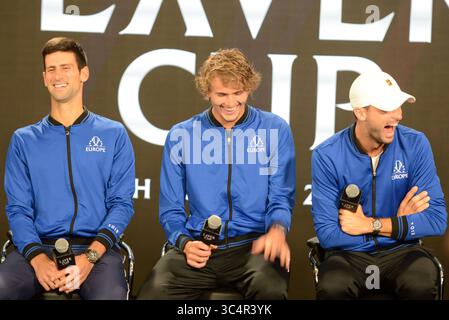 20 septembre 2018 - Chicago, Illinois, États-Unis - NOVAK DJOKOVIC et ALEXANDER ZVEREV discutent avec les médias avant le début de l'événement de tennis de la laver Cup 2018 à Chicago. (Crédit image : © Christopher Levy/ZUMA Wire) Banque D'Images