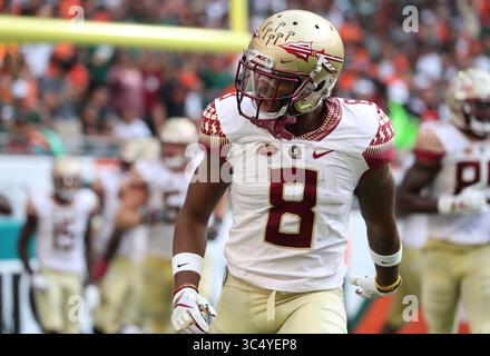 06 octobre 2018 : Nyqwan Murray (8 ans), receveur des Seminoles de Floride, célèbre le match de football universitaire entre les Seminoles de Floride et les Hurricanes de Miami au Hard Rock Stadium de Miami Gardens, en Floride. Les Hurricanes ont gagné 28-27. Mario Houben/CSM(image de crédit : &copy ; Mario Houben/CSM via ZUMA Wire) Banque D'Images