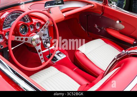 29 avril 2017, Moab, Utah, États-Unis : un stock restauré Chevrolet Corvette 1958 dans le Moab April action car Show à Moab, Utah. (Crédit image : © Jon G. Fuller / Vwpics/VW pics via ZUMA Wire) Banque D'Images