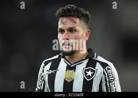 Rio de Janeiro, Brésil. 29 juillet 2025. RJ - RIO DE JANEIRO - 07/29/2025 - BRÉSIL CUP 2025, BOTAFOGO x BRAGANTINO - Artur, joueur de Botafogo, lors du match contre Bragantino au stade Engenhao pour le championnat de la Coupe du Brésil 2025. Photo : Thiago Ribeiro/AGIF (photo : Thiago Ribeiro/AGIF/Sipa USA) crédit : Sipa USA/Alamy Live News Banque D'Images