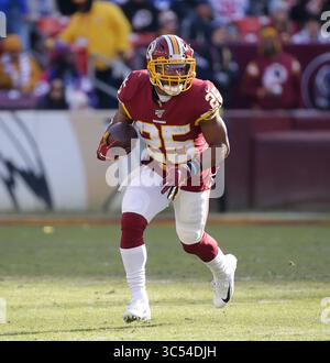 22 décembre 2019 : Washington Redskins RB (25) Chris Thompson porte le ballon lors d'un match de football NFL entre les Redskins de Washington et les Giants de New York au FedEx Field à Landover, MD. Justin Cooper/CSM (crédit image : &copy ; Justin Cooper/CSM via ZUMA Wire) Banque D'Images