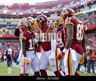 22 décembre 2019 : Washington Redskins WR (15) Steven Sims célèbre son touchdown avec Washington Redskins G (77) Ereck Flowers lors d'un match de football NFL entre les Washington Redskins et les New York Giants au FedEx Field à Landover, MD. Justin Cooper/CSM(Credit image : &copy ; Justin Cooper/CSM via ZUMA Wire) Banque D'Images