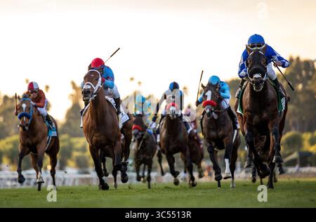 28 décembre 2019, Arcadia, Californie, États-Unis : DÉC 28 : Mo Forza avec Joel Rosario remporte les Mathis Brothers Stakes au Santa Anita Park à Arcadia, Californie, le 28 décembre 2019. Evers/Eclipse Sportswire/CSM(image de crédit : &copy ; Evers/CSM via ZUMA Wire) Banque D'Images