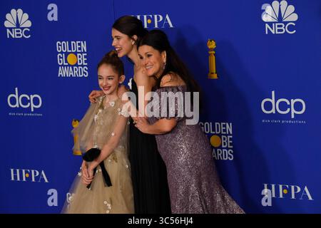 5 janvier 2020, Beverly Hills, Californie, États-Unis : JULIA BUTTERS, MARGARET QUALLEY ET SHANNON McIntosh dans la salle de presse lors de la 77e cérémonie annuelle des Golden Globe Awards, au Beverly Hilton Hotel. (Crédit image : © Kevin Sullivan via ZUMA Wire) Banque D'Images