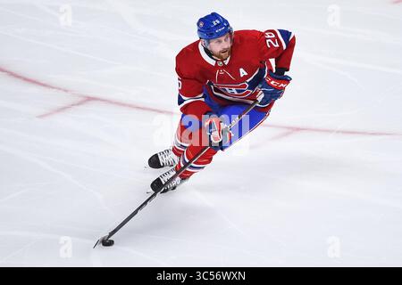 06 janvier 2020 : le défenseur des Canadiens de Montréal Jeff Petry (26) patine avec la rondelle lors du match des jets de Winnipeg aux Canadiens de Montréal au Centre Bell à Montréal, Québec. David Kirouac/CSM(image de crédit : &copy ; David Kirouac/CSM via ZUMA Wire) Banque D'Images