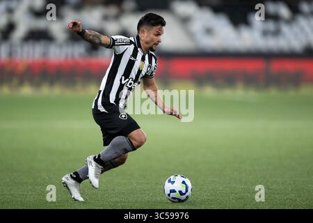 Rio de Janeiro, Brésil. 30 juillet 2025. RJ - RIO DE JANEIRO - 07/29/2025 - BRÉSIL CUP 2025, BOTAFOGO x BRAGANTINO - Artur, joueur de Botafogo, lors du match contre Bragantino au stade Engenhao pour le championnat de la Coupe du Brésil 2025. Photo : Jorge Rodrigues/AGIF crédit : AGIF/Alamy Live News Banque D'Images