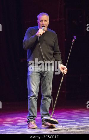 25 janvier 2020, Toronto, Ontario, Canada : Vic Dibitetto, comédien américain de stand-up, se produit lors d'un spectacle à guichets fermés à Toronto. (Crédit image : © Angel Marchini/SOPA images via ZUMA Wire) Banque D'Images