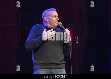 25 janvier 2020, Toronto, Ontario, Canada : Vic Dibitetto, comédien américain de stand-up, se produit lors d'un spectacle à guichets fermés à Toronto. (Crédit image : © Angel Marchini/SOPA images via ZUMA Wire) Banque D'Images