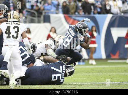 22 décembre 2019, Nashville, Tennessee, États-Unis : Dalyn Dawkins 28 dirige la balle pendant un match entre les Saints de la Nouvelle-Orléans et les Titans du Tennessee au Nissan Stadium de Nashville, TN 22 décembre 2019 (crédit image : © Mickey Bernal/ZUMA Wire) Banque D'Images