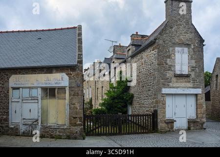 Magasin de vélos fermé, Saint-Jacut-de-la-mer, Côtes-d'Armor, Bretagne, France Banque D'Images