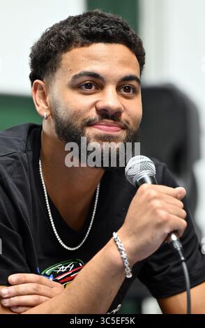 Ans, Belgique. 30 juillet 2025. Ajay Mitchell photographié lors d'une conférence de presse concernant la compétition de basket-ball NBA US le mercredi 30 juillet 2025 à ans. Oklahoma City Thunder, avec le meneur belge Mitchell, remporte la ligue. BELGA PHOTO ERIC LALMAND crédit : Belga News Agency/Alamy Live News Banque D'Images
