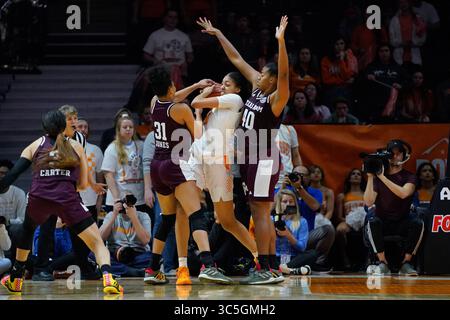 16 février 2020 : N'dea Jones #31 des Texas A&M Aggies et Ciera Johnson #40 des Texas A&M Aggies défendent contre Tamari Key #20 des Tennessee Lady vols lors du match de basket-ball de la NCAA entre les Volunteers de l'Université du Tennessee Lady et les Texas A&M University Aggies à Thompson Boling Arena à Knoxville TN Tim Gangloff/CSM(crédit image : &copy ; Tim Gangloff/CSM via ZUMA Wire) Banque D'Images