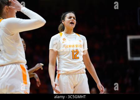 16 février 2020 : Rae Burrell #12 des Tennessee Lady vols réagit à un appel grossier contre elle pendant le match de basket-ball de la NCAA entre les bénévoles de l'Université du Tennessee Lady et les Texas A&M University Aggies à Thompson Boling Arena à Knoxville TN Tim Gangloff/CSM(crédit image : &copy ; Tim Gangloff/CSM via ZUMA Wire) Banque D'Images