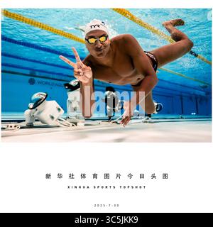 Pékin, Chine. 30 juillet 2025. La française Yohann Ndoye-Brouard pose lors d'une séance d'entraînement avant la finale de natation des Championnats du monde de natation à Singapour, le 30 juillet 2025. Crédit : Xia Yifang/Xinhua/Alamy Live News Banque D'Images