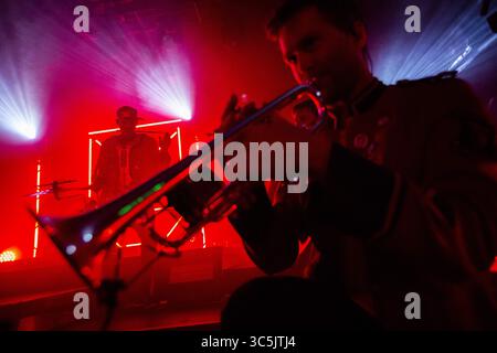 26 février 2020, Porto, Portugal : meute, un groupe de techno allemand autodécrit, est vu en concert au Hard Club de Porto. (Crédit image : © Diogo Baptista/SOPA images via ZUMA Wire) Banque D'Images