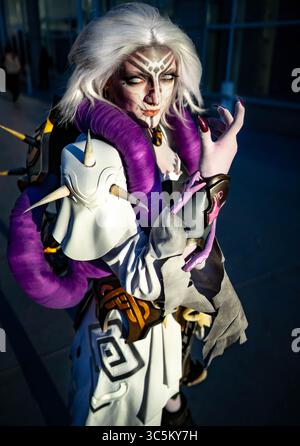 29 février 2020, Chicago, Illinois, États-Unis : Moira Banshee cosplayer Xanvai au C2E2 (crédit image : © Chris Riha/ZUMA Wire) Banque D'Images