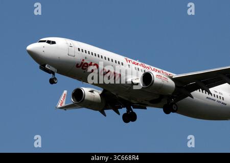 OM-JEZ. BOEING 737-800. JET2.COM Banque D'Images