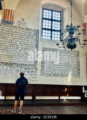 La belle synagogue du 17ème siècle à Tykocin, Pologne. Banque D'Images