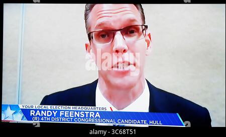 26 mai 2020, Sioux City, IOWA, États-Unis : RANDY FEENSTRA, candidat du quatrième district du Congrès de l'Iowa, répond à une question lors d'un débat télévisé. En raison du COVID-19, différents diffuseurs de médias de la région couvrant le nord-ouest de l'Iowa organisent un débat télévisé à différents jours des candidats républicains du Congrès du 4e district de l'Iowa primaire à la primaire de l'Iowa du 2 juin 2020. Les décors sont fermés au public. Cette émission a été télévisée le mardi 26 mai 2020 et vue dans la région de Sioux City, Iowa. (Crédit image : © Jerry Mennenga/ZUMA Wire) Banque D'Images