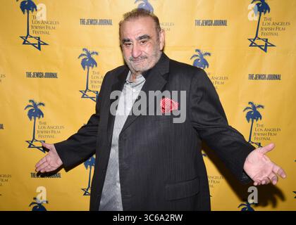 28 avril 2018, Beverly Hills, Californie, États-Unis : Ken Davitian arrive au 13e Festival annuel du film juif de Los Angeles LA première de ''The Samuel Project'' au Laemmle Music Hall le samedi 28, 2018. (Crédit image : © Billy Bennight/ZUMA Wire) Banque D'Images