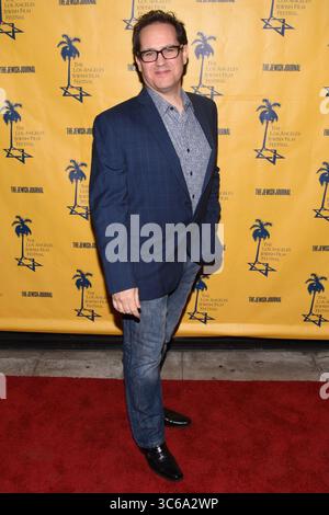 28 avril 2018, Beverly Hills, Californie, États-Unis : Marc Fusco arrive au 13e Festival annuel du film juif de Los Angeles LA première de ''The Samuel Project'' au Laemmle Music Hall le samedi 28, 2018. (Crédit image : © Billy Bennight/ZUMA Wire) Banque D'Images