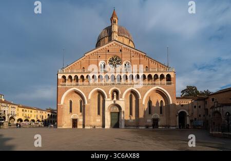 Basilique Saint Antoine de Padoue (Basilica di Sant'Antonio di Padova), église médiévale de Padoue, Italie Banque D'Images