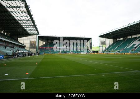 31 juillet 2025 ; Easter Road, Édimbourg, Écosse : UEFA Europa League, deuxième tour de qualification, deuxième manche, Hibernian versus Midtjylland ; Easter Road en avance sur le match Banque D'Images