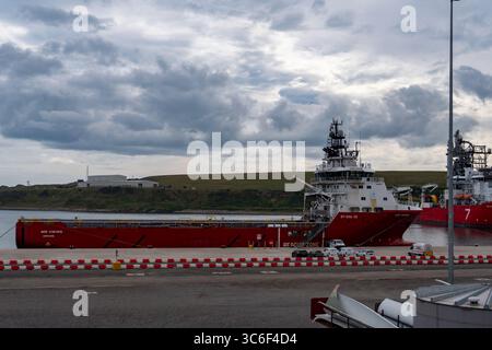 Le remorqueur offshore Ace Viking a accosté à Aberdeen, en Écosse Banque D'Images