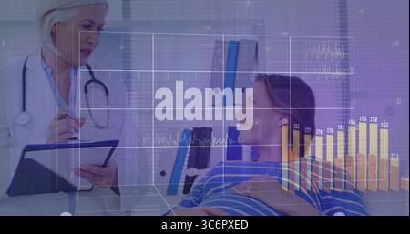 Enregistrement des notes du patient clinicien en blouse blanche tenant le presse-papiers et le stylo dans la salle d'examen, stéthoscope Banque D'Images