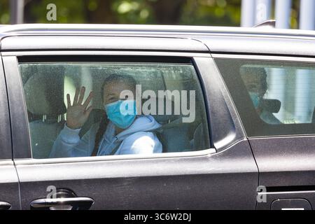 20 janvier 2021 : Ivana Popovic, australienne, quitte l'hôtel Pullman pour une séance d'entraînement avant l'Open d'Australie 2021. Environ 1200 joueurs de tennis et officiels sont arrivés à Melbourne via 15 avions affrétés et ont dû subir une période de quarantaine de 14 jours avant d'être autorisés à concourir. L'hôtel Pullman est l'un des trois hôtels utilisés pour la quarantaine des joueurs. Sydney Low/Cal Sport Media(image de crédit : &copy ; Sydney Low/CSM via ZUMA Wire) Banque D'Images