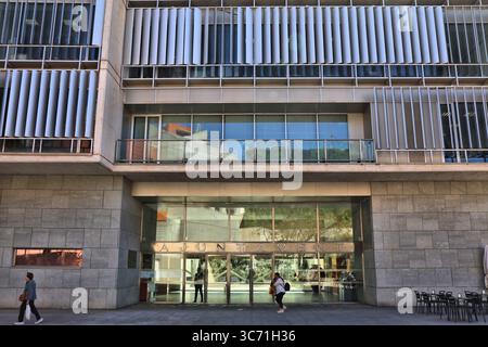 SANT VINCENT DEL RASPEIG, ESPAGNE - 16 AVRIL 2025 : visite de la mairie (Ajuntament) dans la ville de Sant Vincent Del Raspeig en Espagne. Banque D'Images