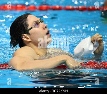 Singapour. 1er août 2025. Qin Haiyang, de Chine, réagit après la finale masculine du 200 m brasse aux Championnats du monde de natation à Singapour, le 1er août 2025. Crédit : Xia Yifang/Xinhua/Alamy Live News Banque D'Images