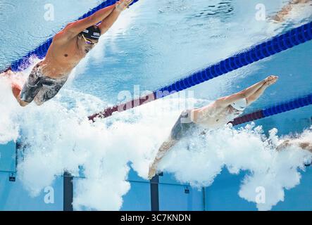Singapour. 1er août 2025. Ji Xinjie (R) de l'équipe Chine participe à la finale masculine du relais 4x200m libre aux Championnats du monde de natation à Singapour, le 1er août 2025. Crédit : Luo Yuan/Xinhua/Alamy Live News Banque D'Images