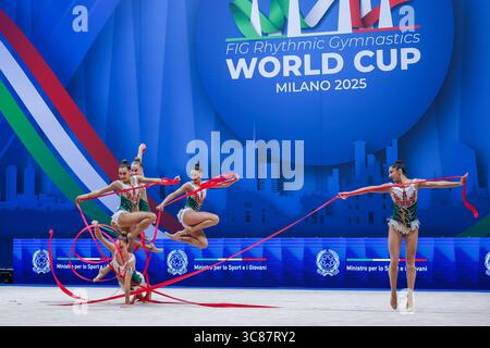 Milan, Italien. 20 juillet 2025. Équipe de groupe italienne vue lors de la finale de la Coupe du monde de gymnastique rythmique FIG 2025 Milan à Unipol Forum crédit : dpa/Alamy Live News Banque D'Images