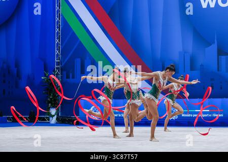 Milan, Italien. 20 juillet 2025. Équipe de groupe italienne vue lors de la finale de la Coupe du monde de gymnastique rythmique FIG 2025 Milan à Unipol Forum crédit : dpa/Alamy Live News Banque D'Images