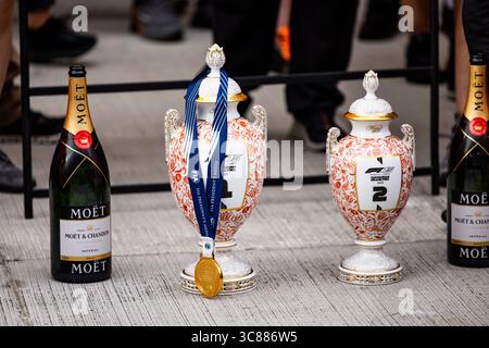 Mogyorod, Hongrie. 03 août 2025. Trophées lors du Grand Prix de Hongrie Lenovo de formule 1 2025, 14ème manche du Championnat du monde FIA de formule 1 2025 du 1er au 3 août 2025 sur le Hungaroring, à Mogyorod, Hongrie - photo Julien Delfosse/DPPI crédit : DPPI Media/Alamy Live News Banque D'Images