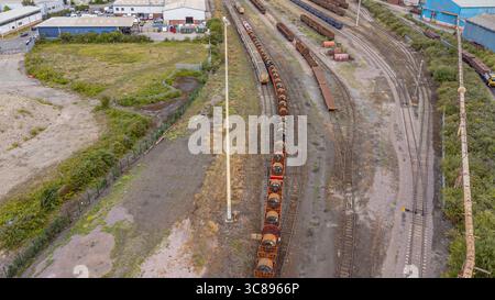 Vue aérienne par drone de Rover Way, Tremorfa, Cardiff, montrant Celsa Steelworks, Steel 7 et East Moors zone industrielle, pays de Galles du Sud, Royaume-Uni : Phillip Roberts Banque D'Images