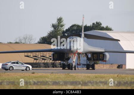 85-0060, un Rockwell B-1B lancer exploité par l'United States Air Force (USAF) à la RAF Fairford dans le Gloucestershire, en Angleterre pendant le Royal International Air Tattoo 2025 (RIAT 25). Banque D'Images