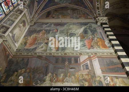 Fresques de Filippo Lippi représentant des histoires de nouveaux Étienne et Jean le Baptiste, Cappella Maggiore, Duomo de Prato (Cattedrale di Prato), Prato, I Banque D'Images