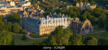 Image aérienne du paysage d'Édimbourg avec l'abbaye de Holyrood Banque D'Images