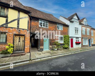 Bâtiments à ossature en bois de l'ère Tudor à Sandwich, Kent, Royaume-Uni Banque D'Images