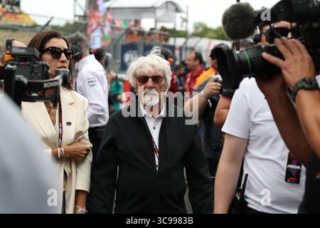 03.08.2025, Hungaroring, Budapest, FORMULE 1 LENOVO GRAND PRIX DE HONGRIE 2025, sur la photo Bernie Ecclestone avec sa femme Fabiana Flosi. Banque D'Images