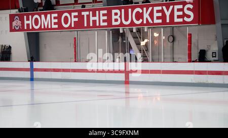 21 octobre 2022 : à l'intérieur de la patinoire de l'État de l'Ohio avant que l'État de l'Ohio affronte Minnesota Duluth dans leur match à Columbus, Ohio. Brent Clark/CSM (crédit image : © Brent Clark/CSM via ZUMA Press Wire) Banque D'Images